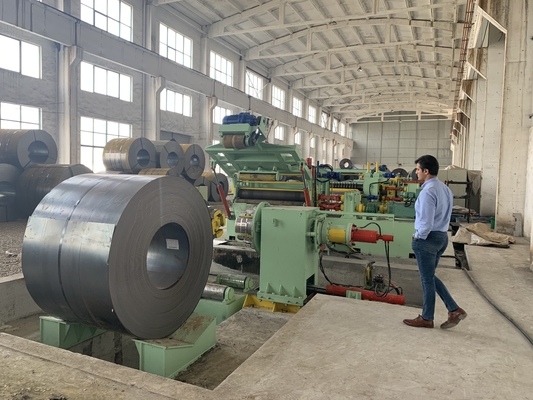 MA-(1~6) ×1600mm Stahlspulen-Längsteilanlage mit 132KW-Spule, max. 30T Schnittgeschwindigkeit 60-100M/min