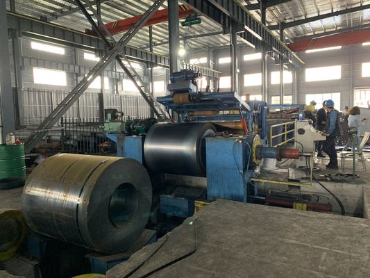 Schwere hydraulische automatische Stahlspule Decoiler, die Linie 3-10mm aufschlitzt