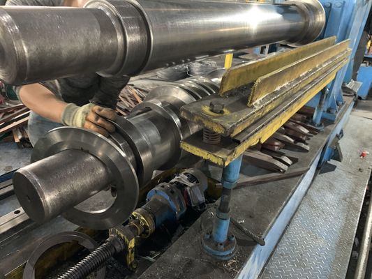 Hochgeschwindigkeitstrennsäge 60m/min mit schwerem hydraulischem Decoiler