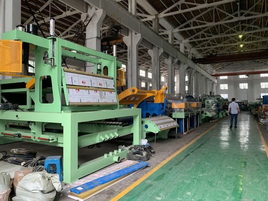 1300 mm 80 m / min Metallspulen-Trennschneidemaschine für Kohlenstoffstahlblech
